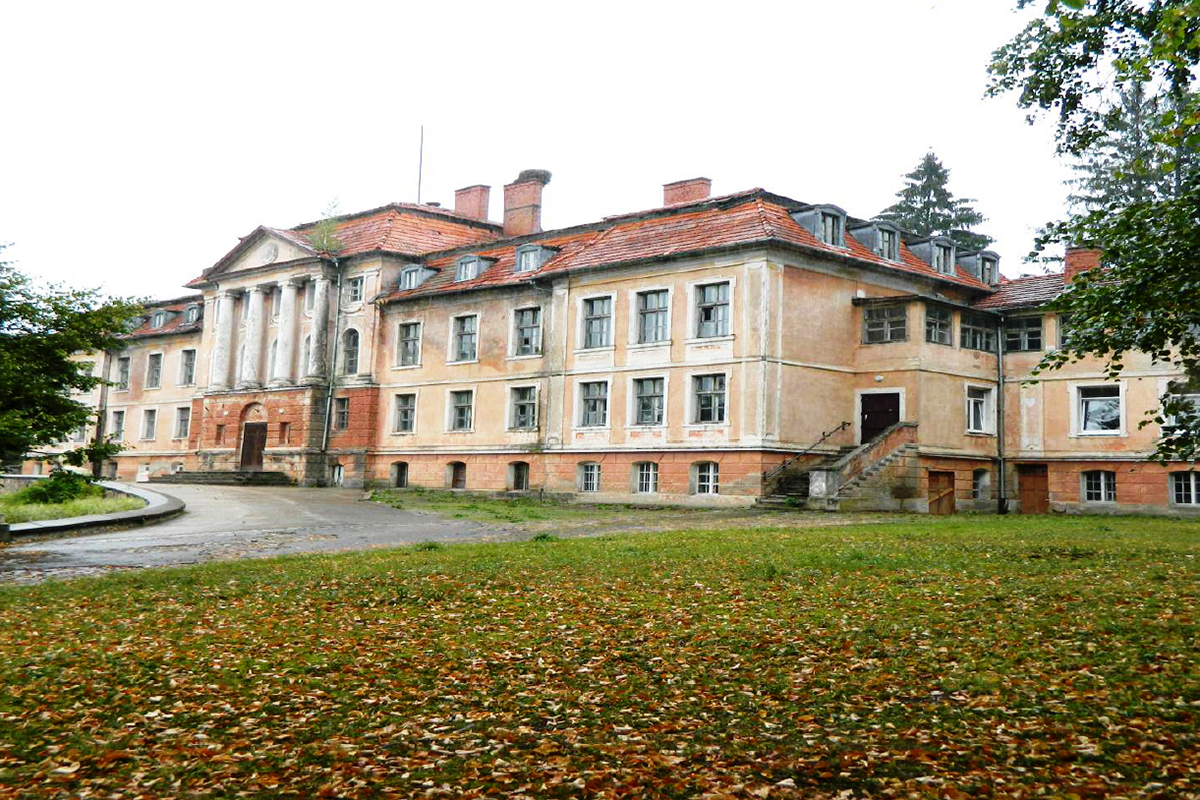 Замок в Багратионовске и историческое здание в Железнодорожном передаются Корпорации развития Калининградской области