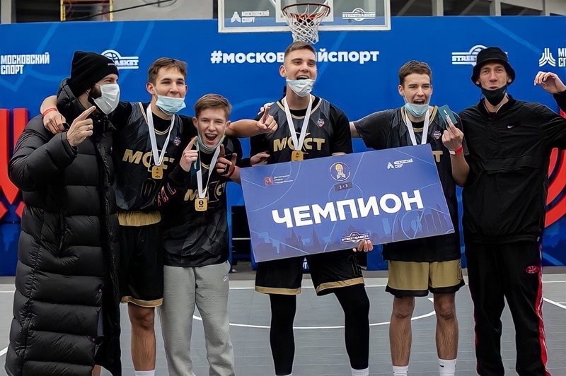Калининградские баскетболисты выиграли всероссийский турнир в Москве по стритболу