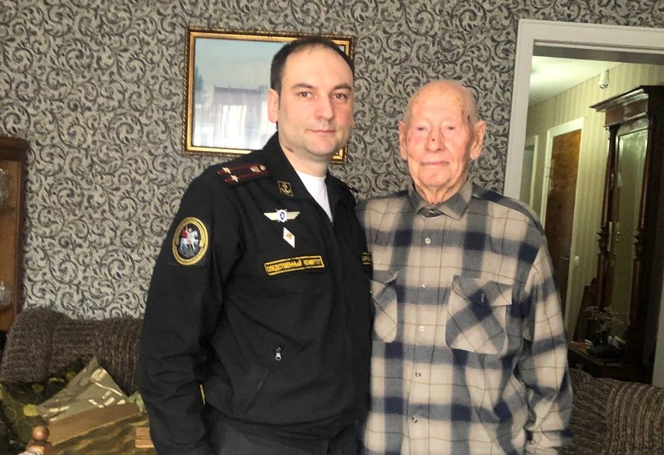 Военные следователи поздравили ветерана Великой Отечественной войны Сафрона Рыжакова