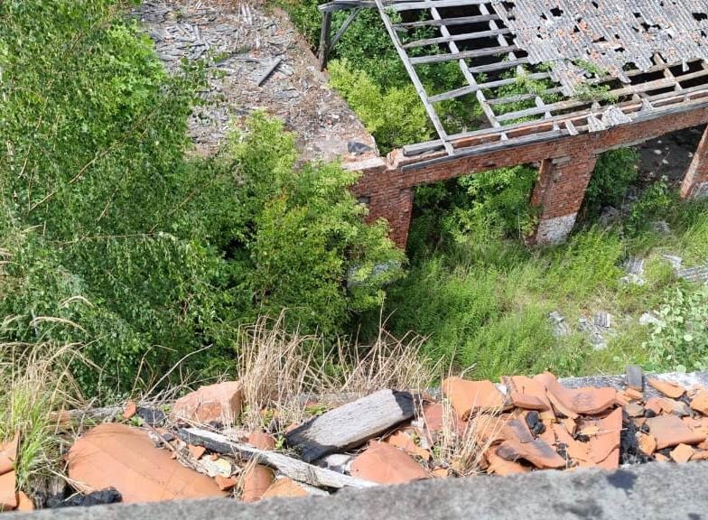 12-летний мальчик упал с чердака трёхэтажного здания в Черняховске