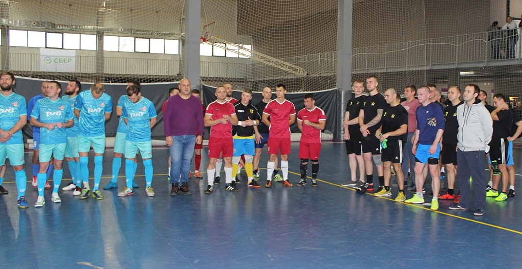 Калининградские силовики сыграли в мини-футбол