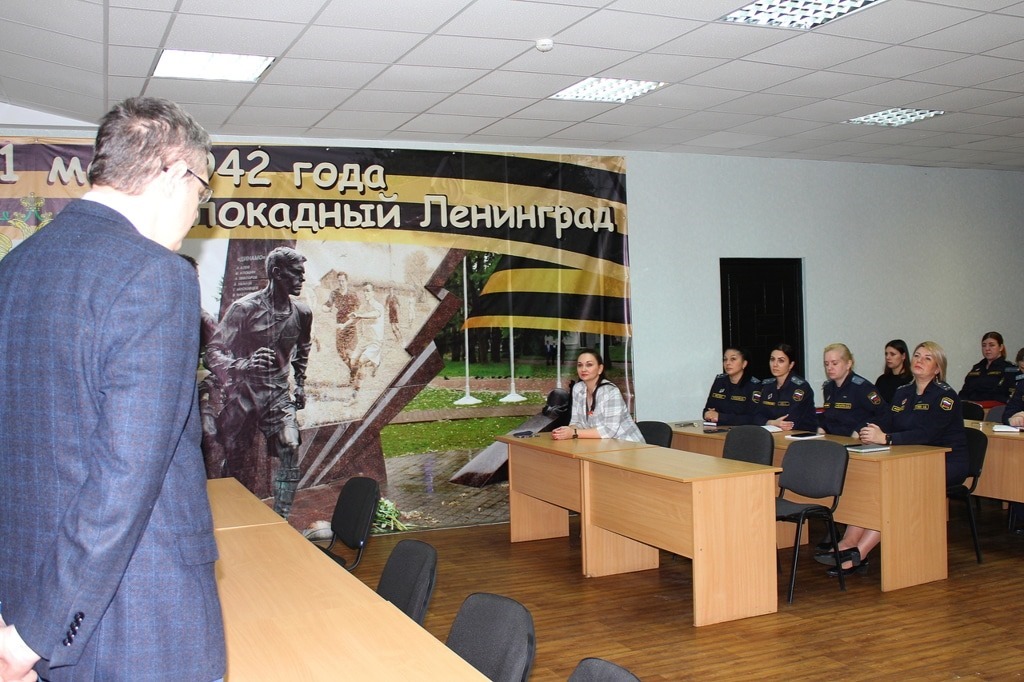 Общество «Знание» организовало лекцию для приставов Калининградской области