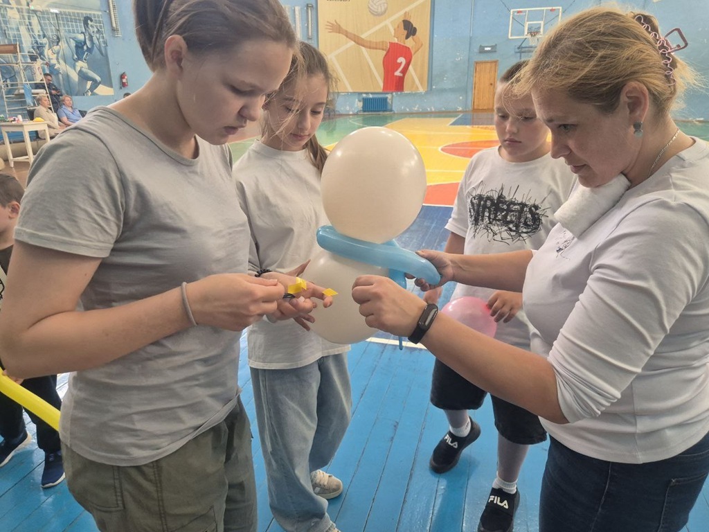 Сотрудники УФССП провели яркий семейный праздник