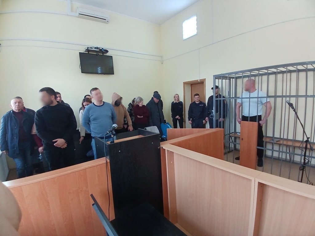 В Калининграде осудили экс-полицейских, подбрасывавших наркотики детям