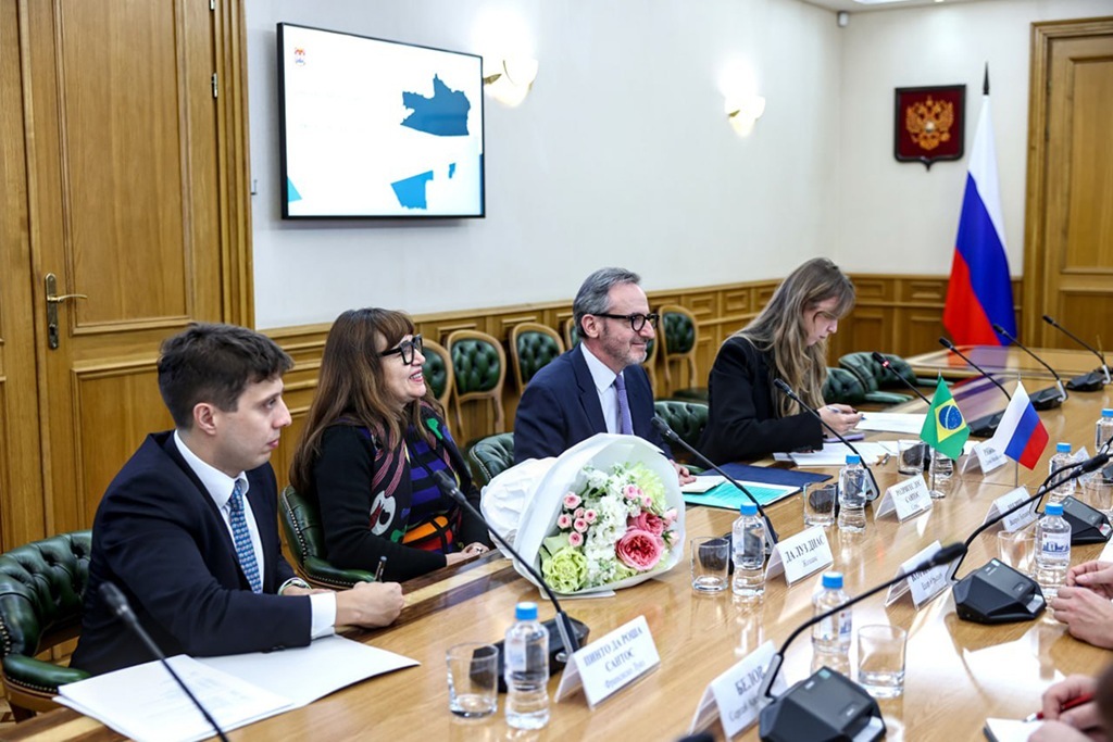 Посол Бразилии открыл кинофестиваль в Калининграде и обсудил перспективы сотрудничества