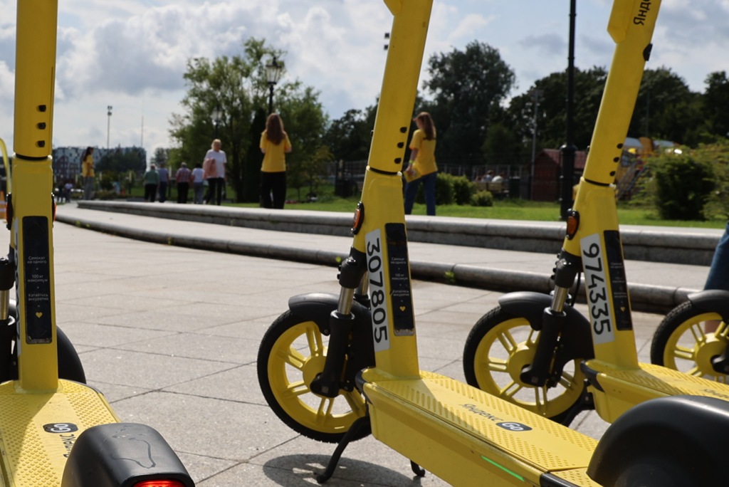 В суд подан иск о взыскании 600 тыс. рублей с подростка за наезд на пенсионерку на электросамокате