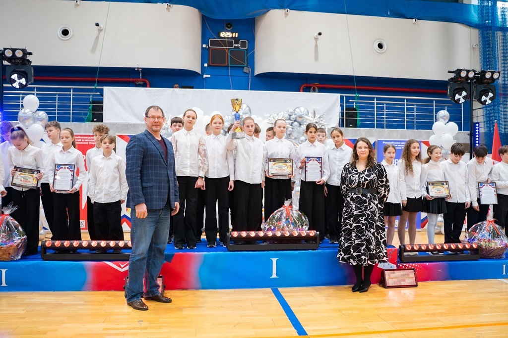 В Калининграде наградили лучшие спортивные команды школ и вузов региона