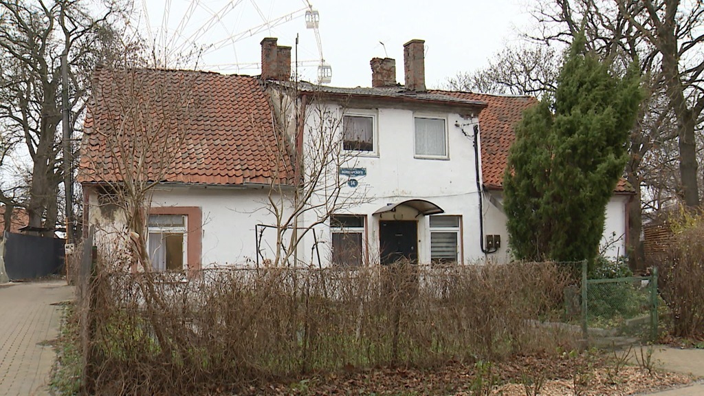 Жителям довоенного дома в Зеленоградске удалось отстоять его в суде и остановить снос