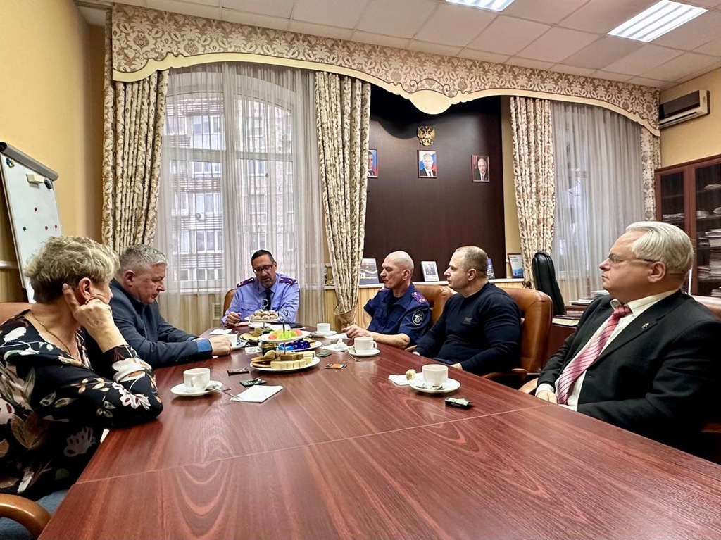 В СК Калининградской области обсудили сотрудничество с ветеранами следствия