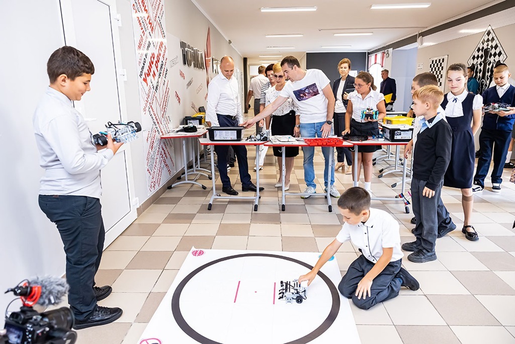 Калининградская область поднялась на 6-е место в России по исполнению нацпроектов