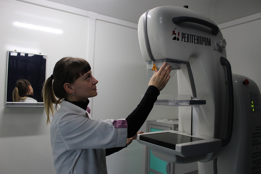 Беспрозванных поставил задачу закрыть кадровый дефицит в медицине и образовании за два года