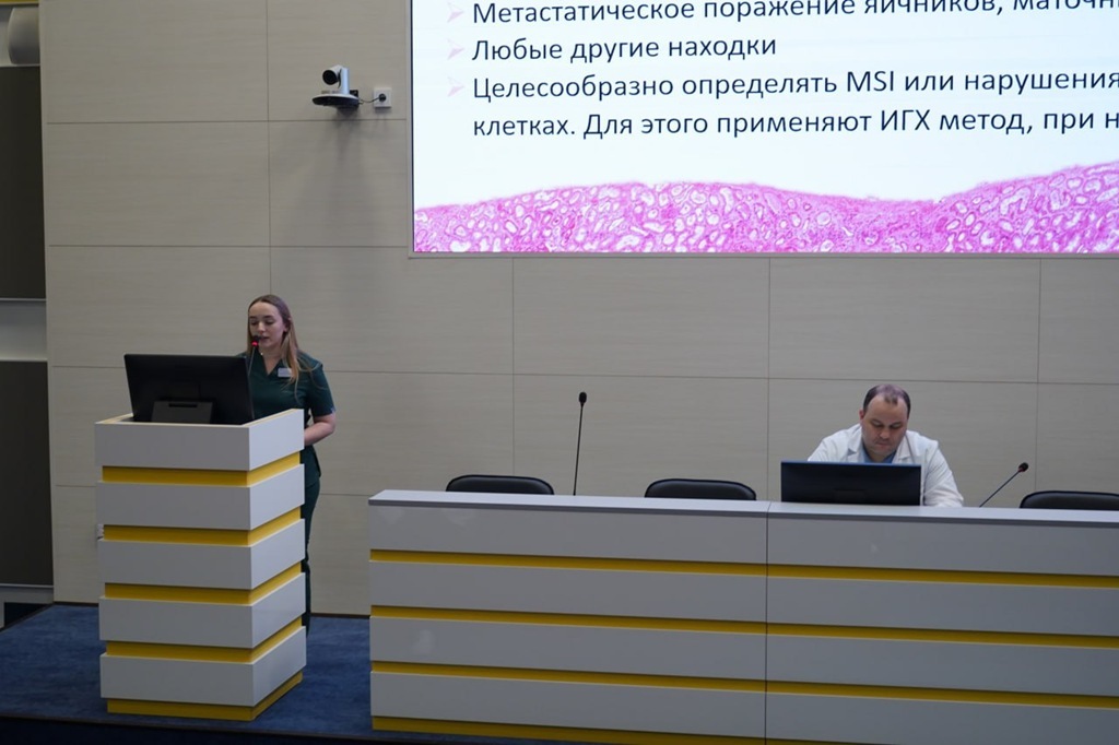 В онкоцентре Калининграда молодые врачи отчитались о первых шагах в профессии