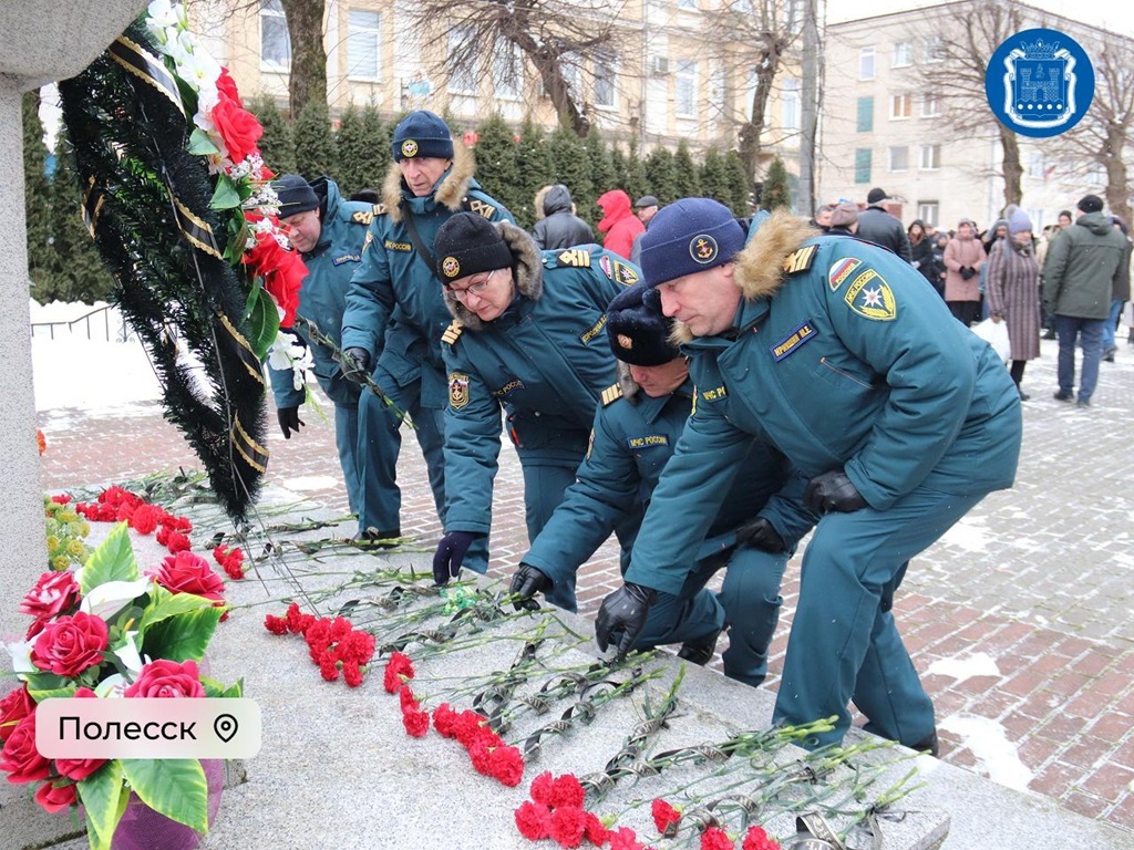 В Знаменске, Озёрске и Полесске почтили память освобождения городов в 1945 году