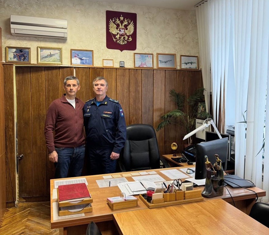 Александр Брух передал 400 кг фруктов военному госпиталю Солнечногорска к 23 Февраля Александр Брух передал 400 кг фруктов военному госпиталю Солнечногорска к 23 Февраля